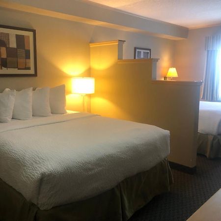 Vantage Inns&Suites Fort Mcmurray Extérieur photo