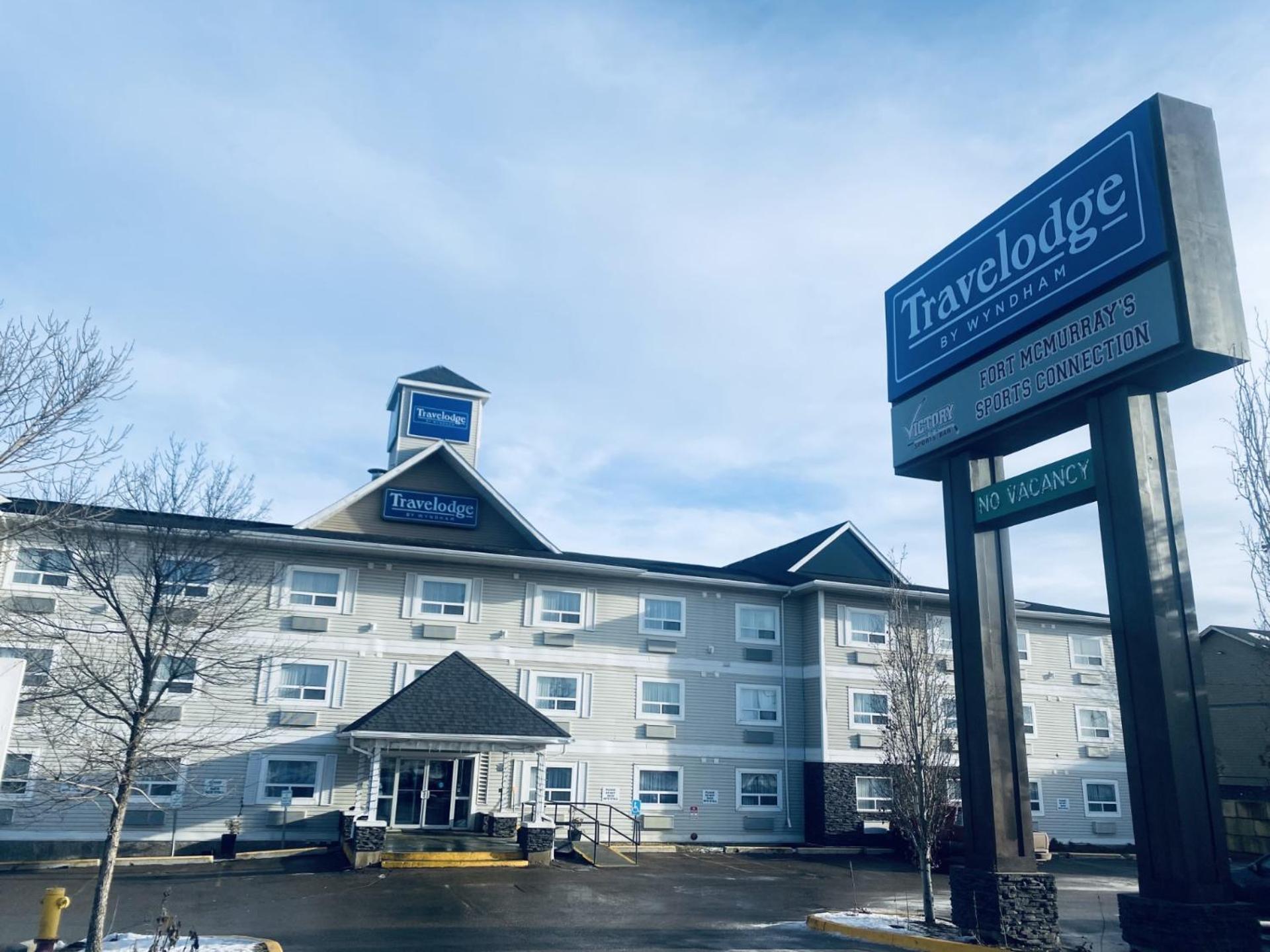 Vantage Inns&Suites Fort Mcmurray Extérieur photo